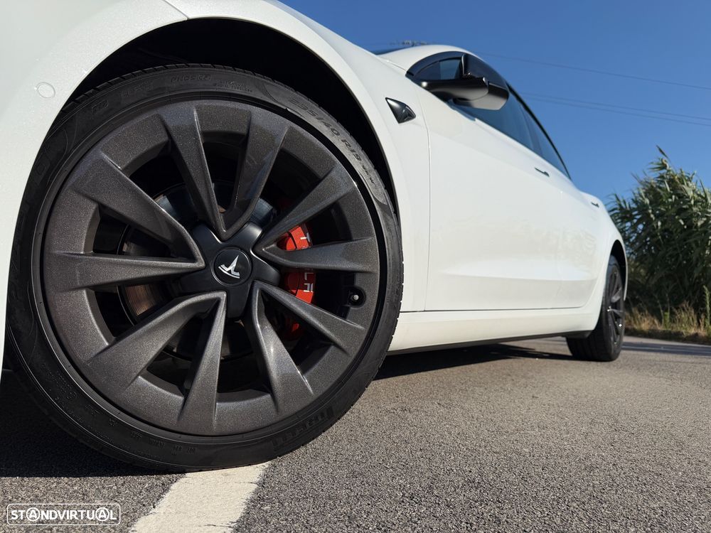 Tesla Model 3 Standard Range Plus RWD - 4
