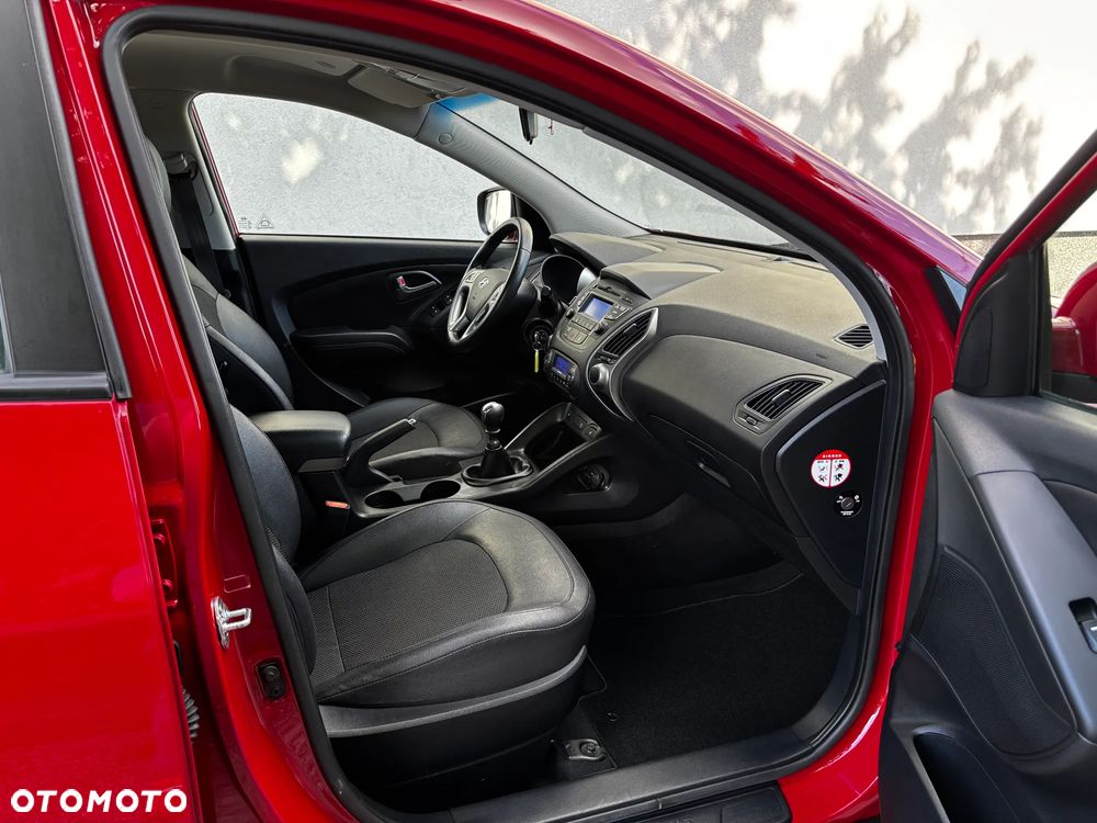 Hyundai ix35 1.6 2WD Fifa World Cup Edition - 10