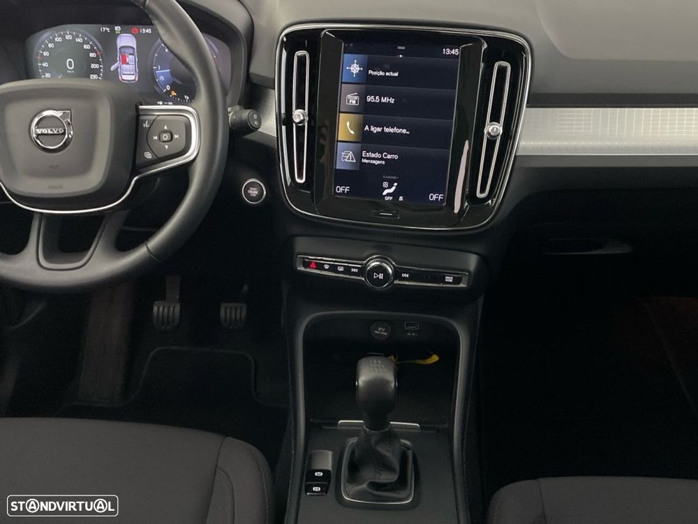 Volvo XC 40 2.0 D3 Momentum — fotografia 15