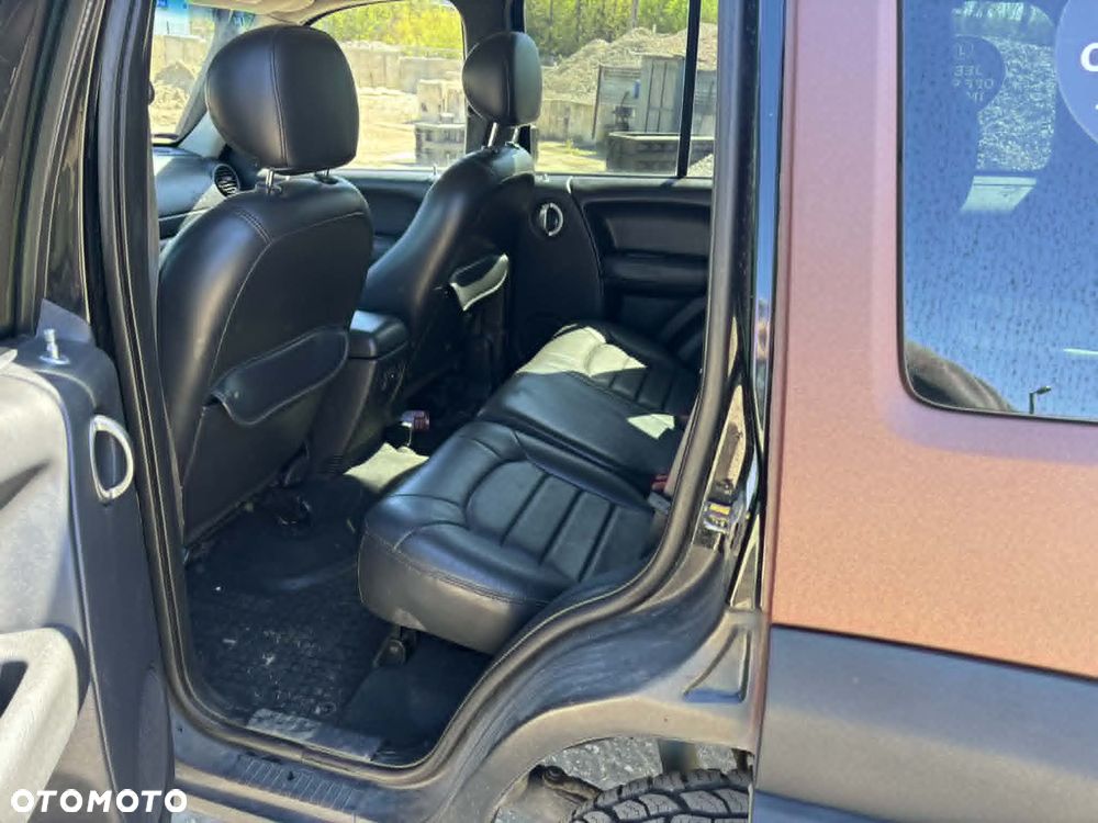 Jeep Cherokee - 7