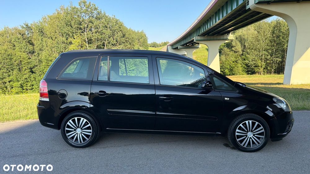 Opel Zafira 1.6 - 6