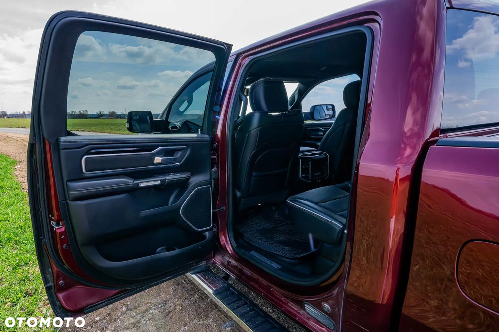 RAM 1500 Crew Cab Shortbed Laramie - 7