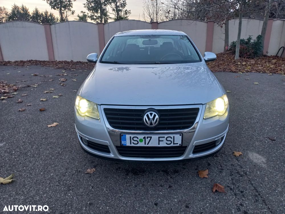 Volkswagen Passat 1.9 TDI Comfortline - 1