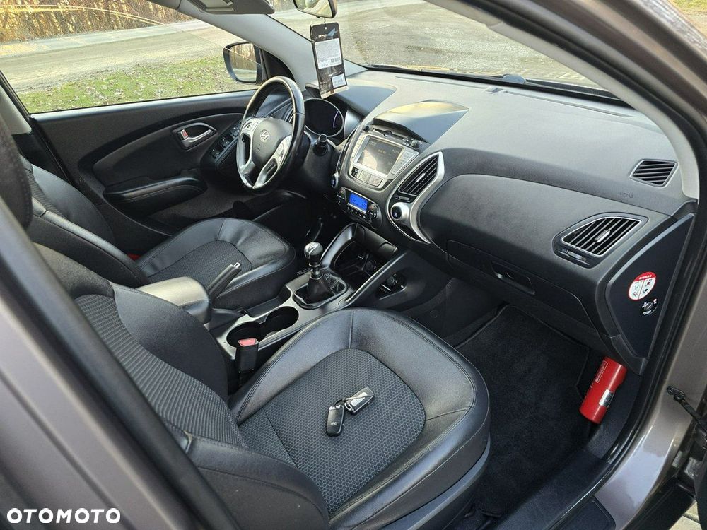 Hyundai ix35 - 25