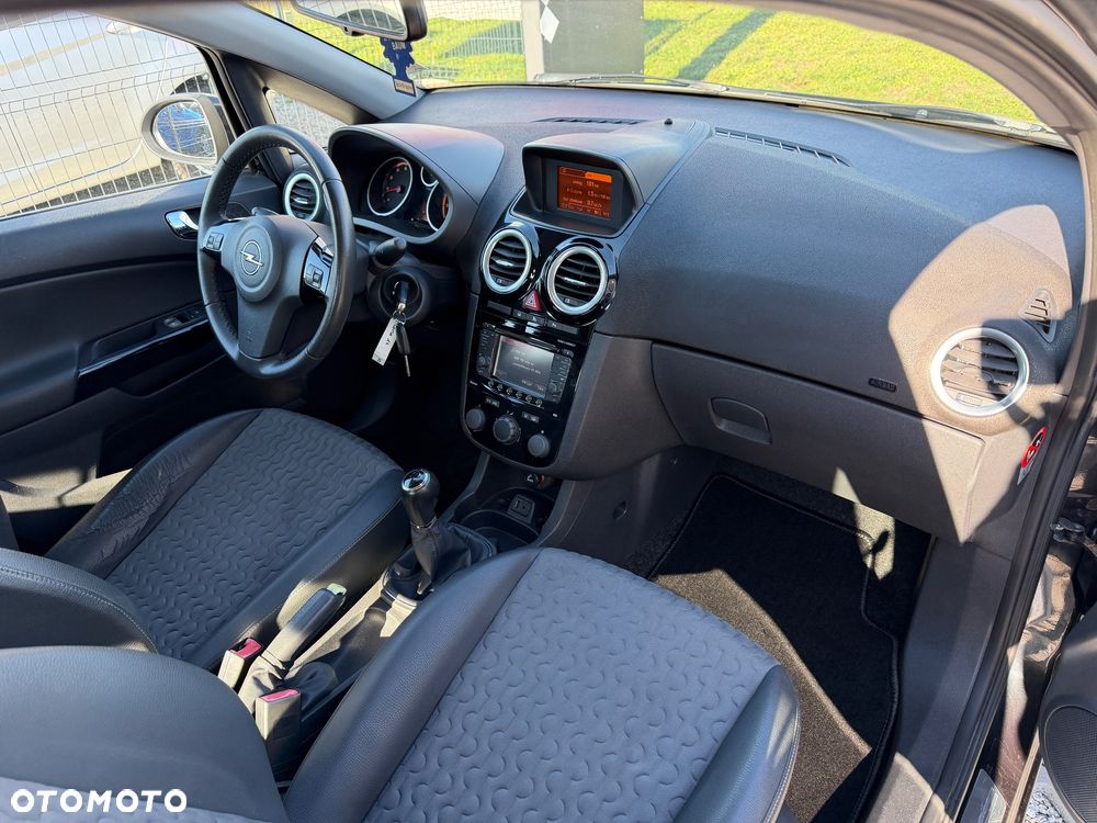 Opel Corsa - 20
