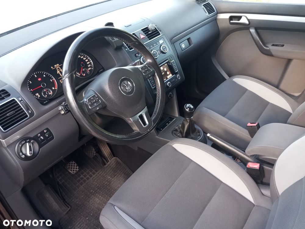 Volkswagen Touran 2.0 TDI DPF Life - 5