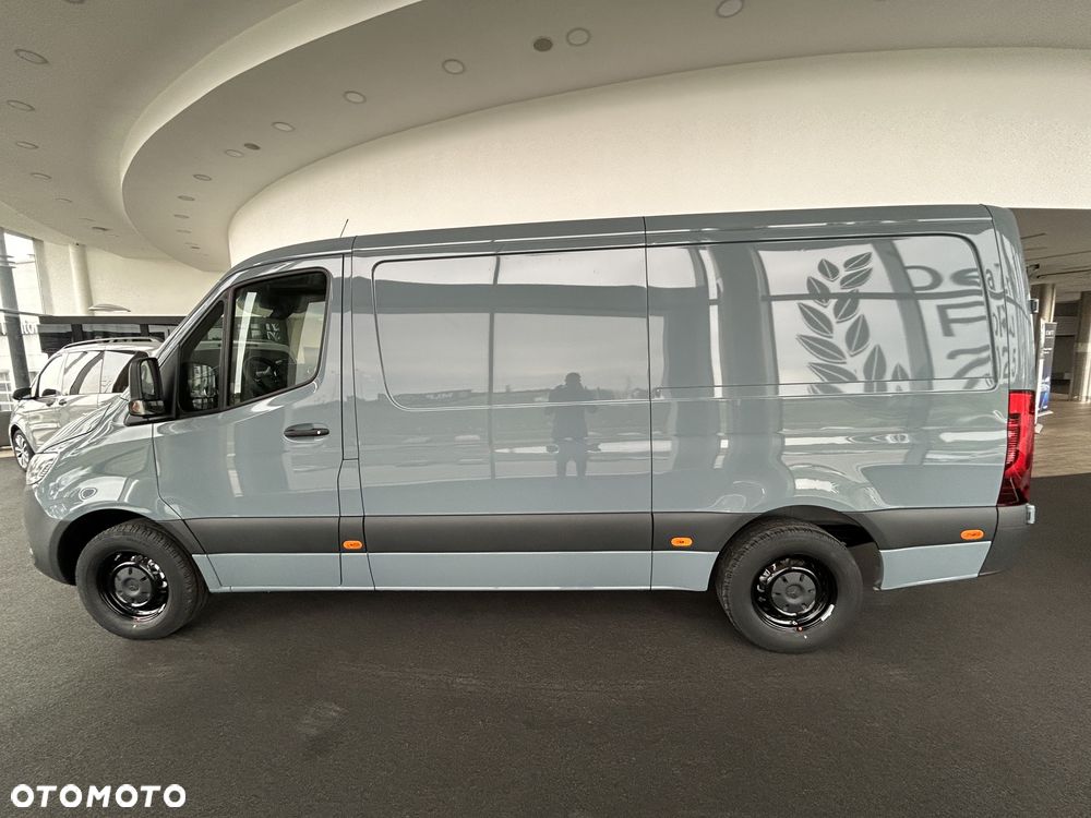 Mercedes-Benz Sprinter - 9