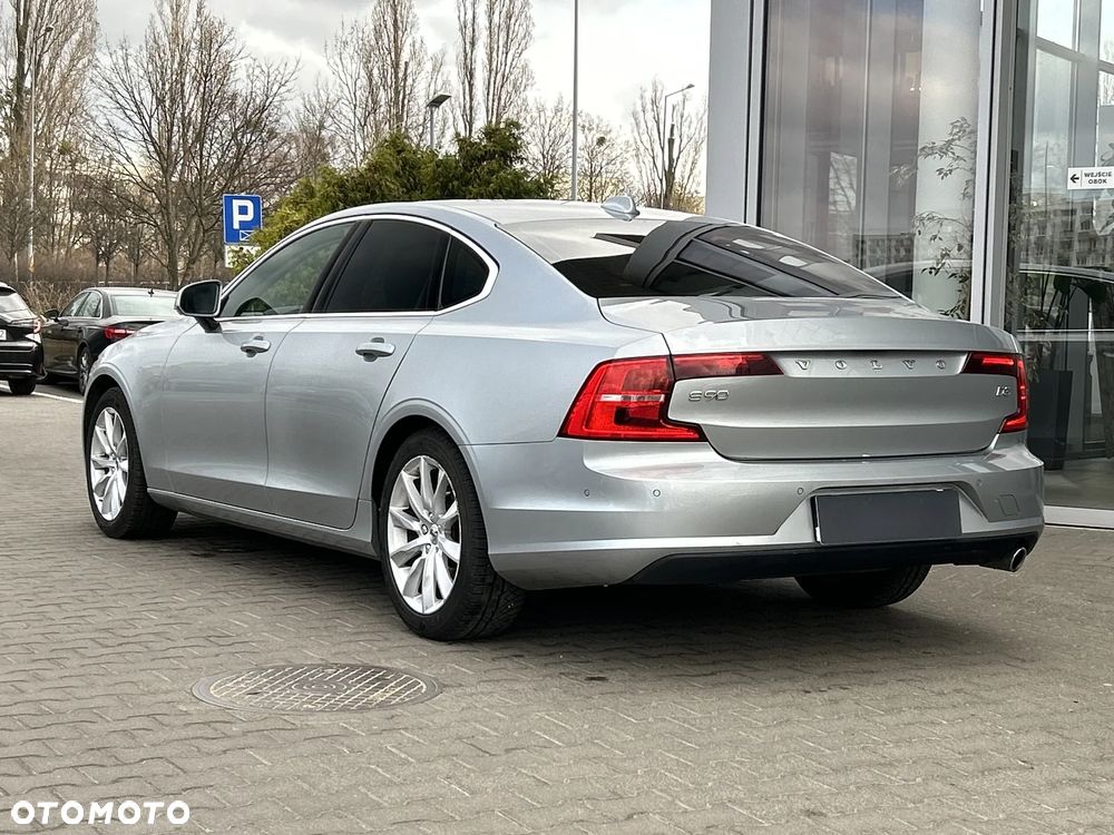 Volvo S90 D3 Momentum - 3