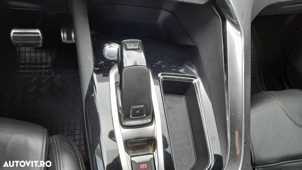 Peugeot 5008 BlueHDI 180 EAT8 GT - 12