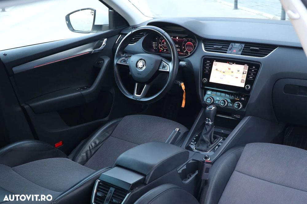 Skoda Octavia 1.6 TDI DSG Style - 20