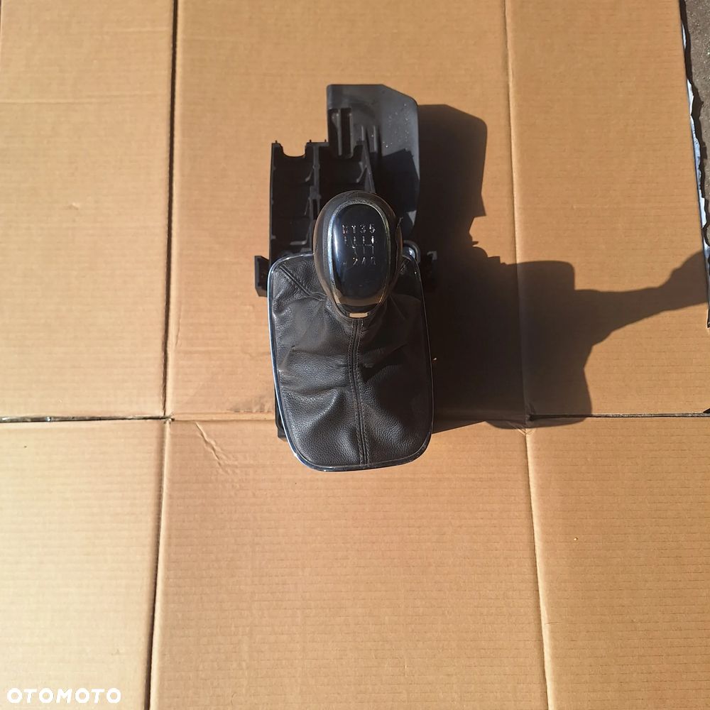 LEWAREK WYBIERAK  DRAZEK ZMIANY BIEGOW INSIGNIA A 2,0 CDTI 6 BIEGOW - 1