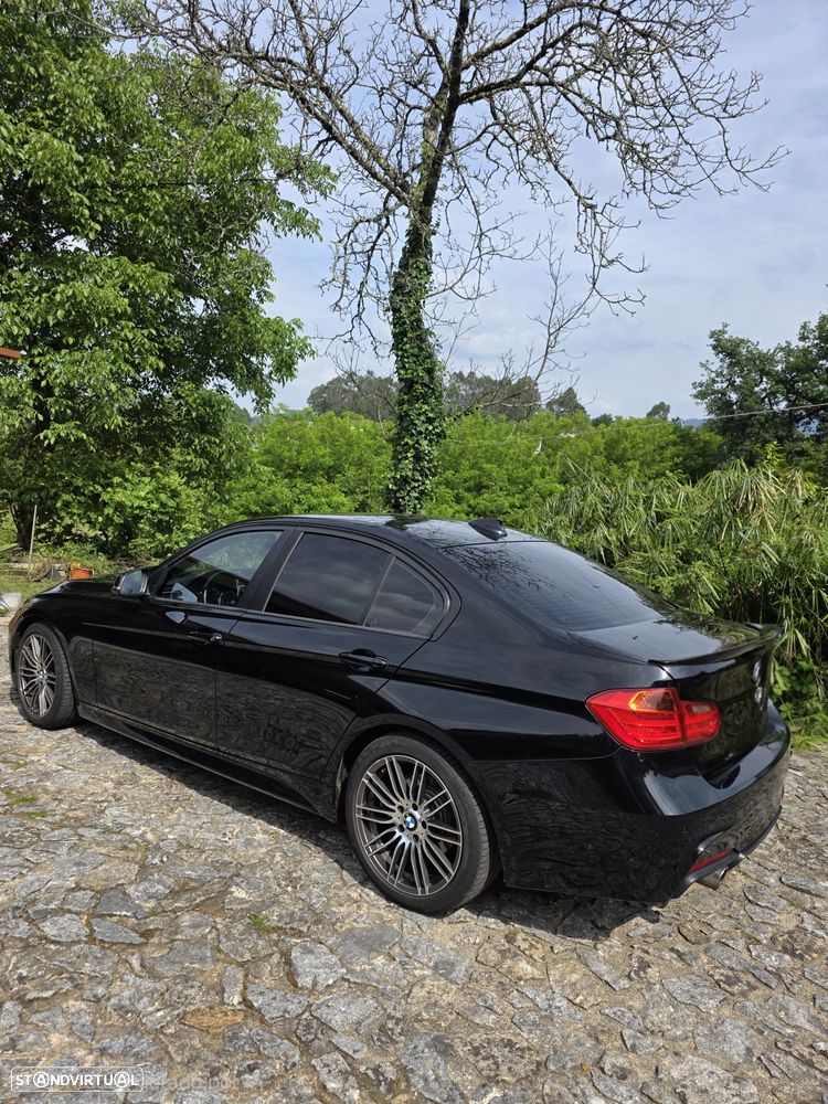 BMW 320 i Aut. - 2