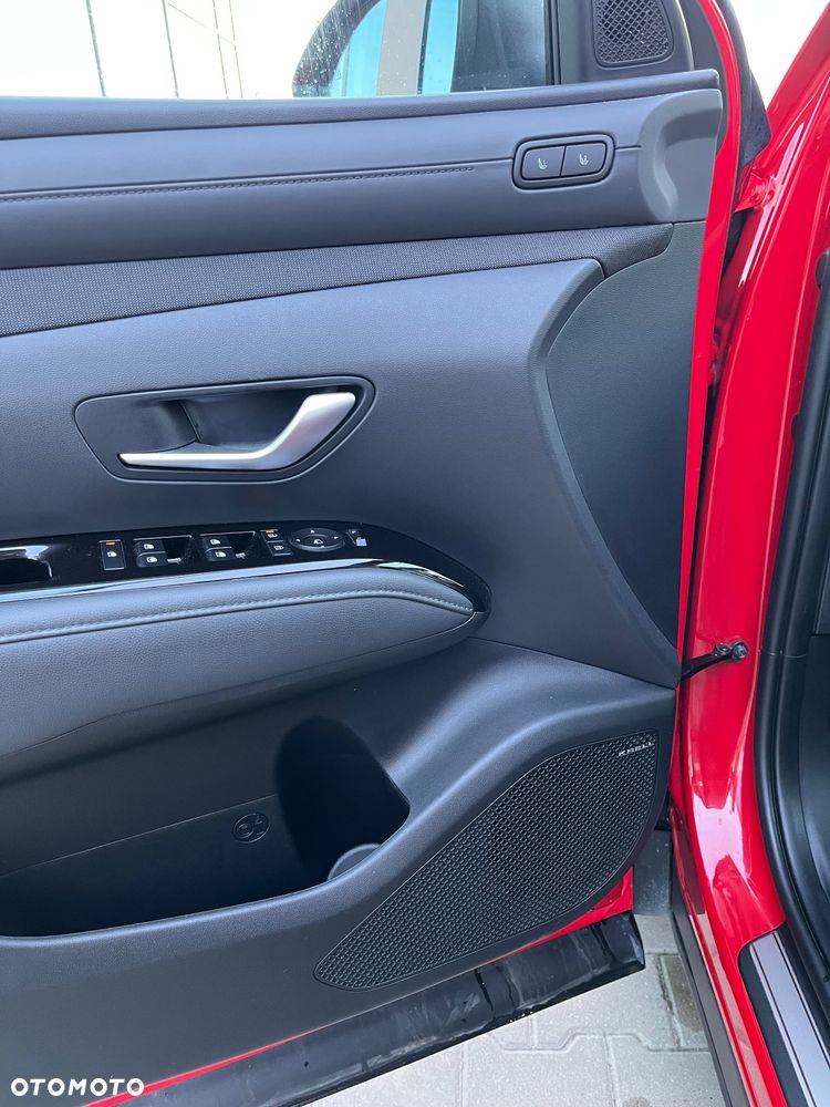 Hyundai Tucson 1.6 T-GDi HEV Platinum 2WD - 23