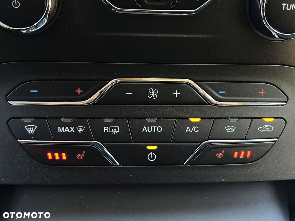 Ford S-Max 2.0 TDCi Business - 29