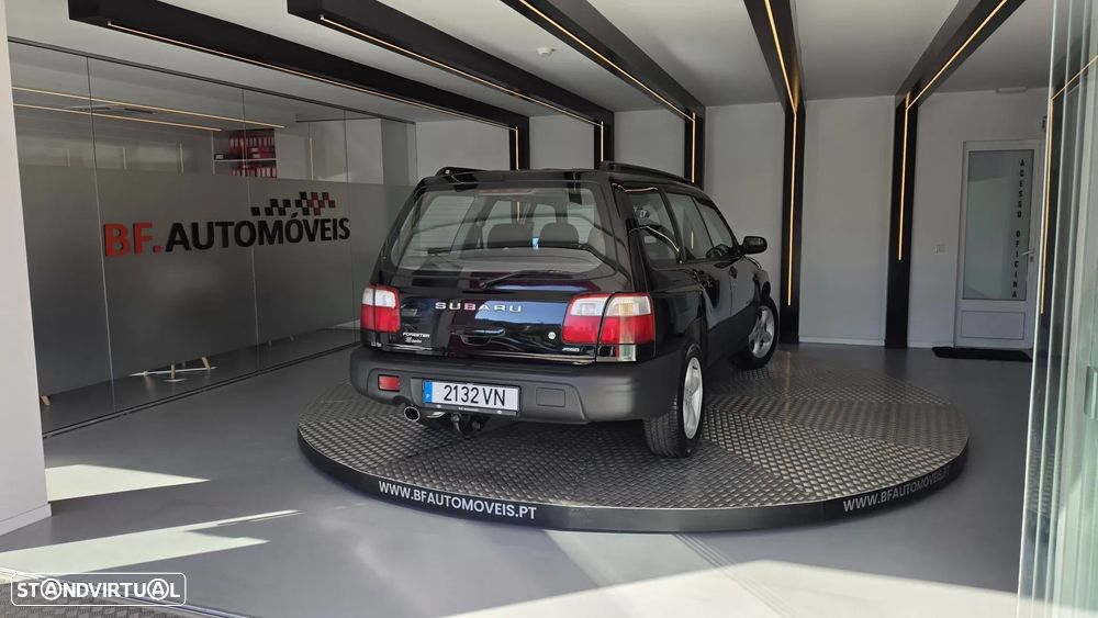 Subaru Forester 2.0 T XT - 17
