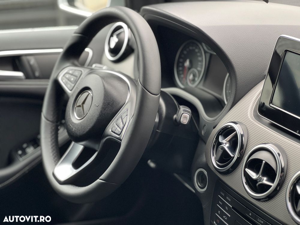Mercedes-Benz B 180 BlueEfficiency 7G-DCT - 33