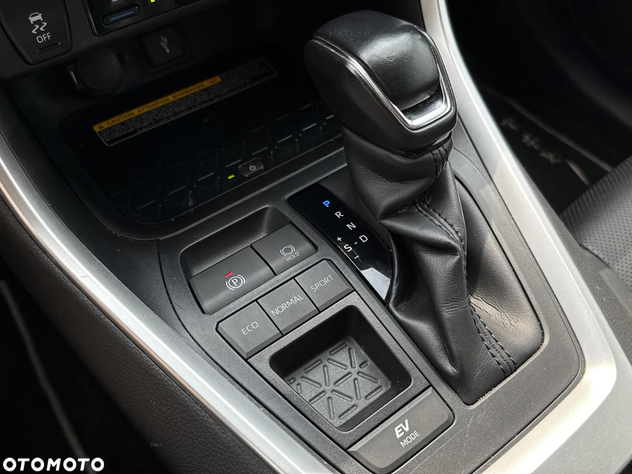 Toyota RAV4 2.5 Hybrid Executive 4x2 - 16