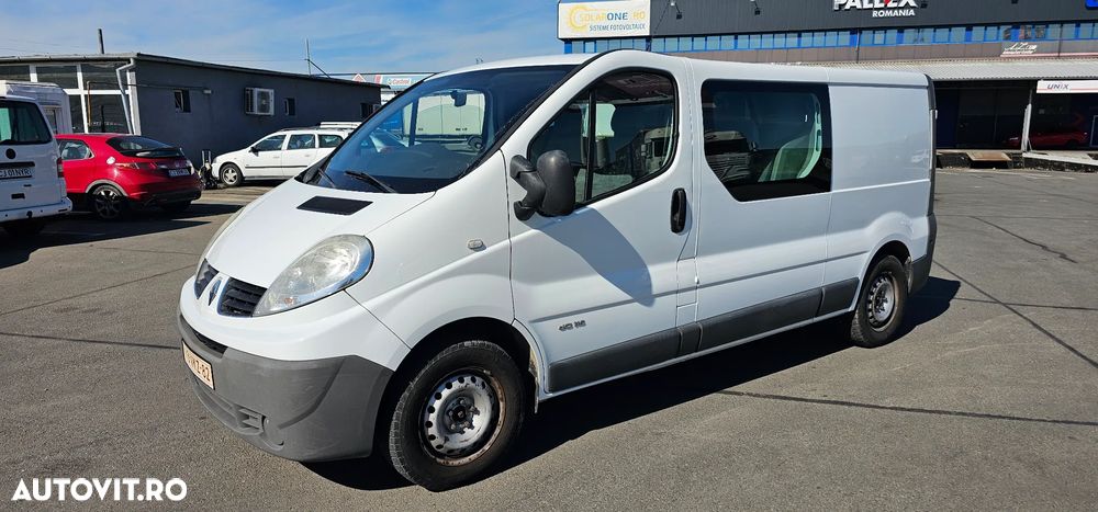 Opel Vivaro - 1