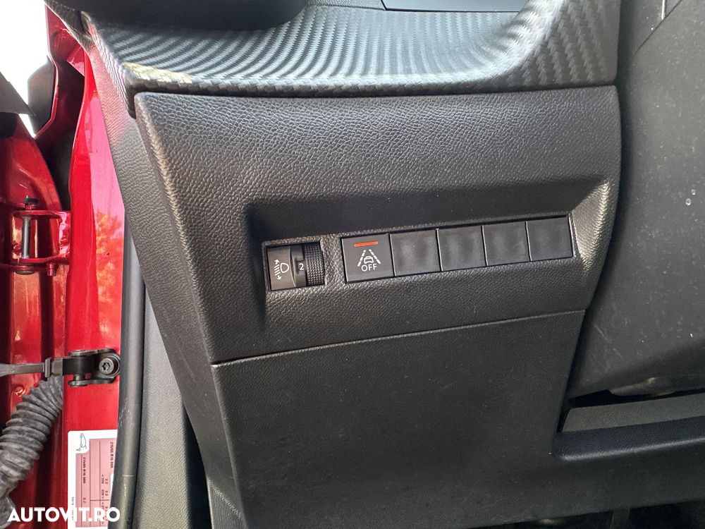 Peugeot 2008 - 16