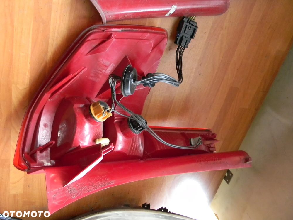 lampa prawa tył  CITROEN C4 HB 5D EUROPA - 5