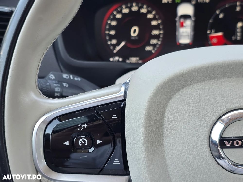 Volvo XC 90 D5 AWD Inscription - 24