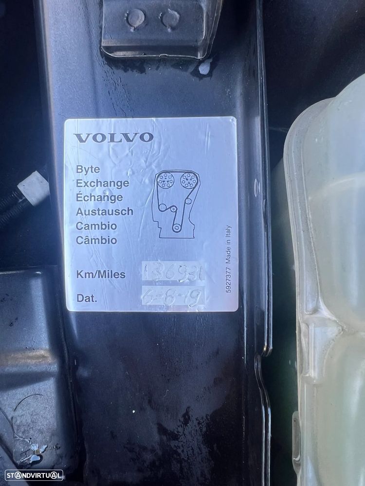 Volvo V40 D2 Momentum - 17