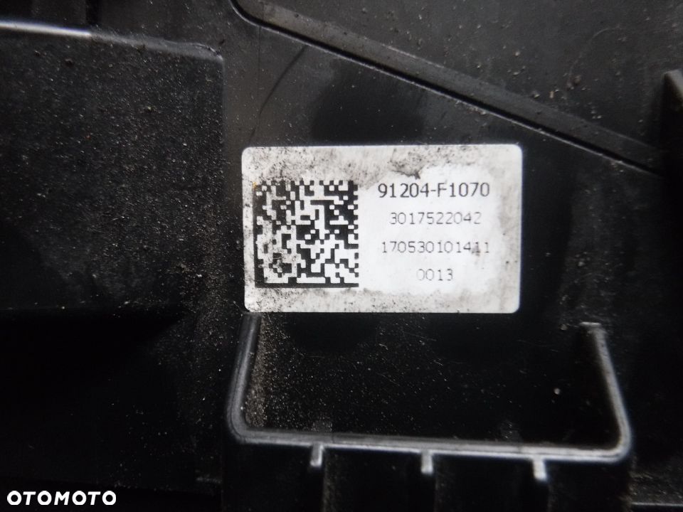 Kia Sportage IV 2.0 CRDI 4x4 2018 instalacja komory silnika puszka bezpieczniki - 7