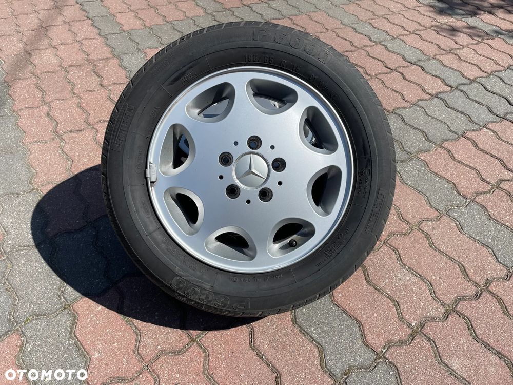 Mercedes-Benz W124 (1984-1993) - 15