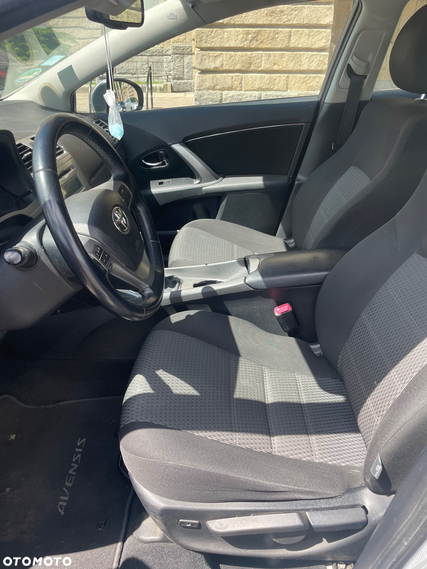 Toyota Avensis - 7