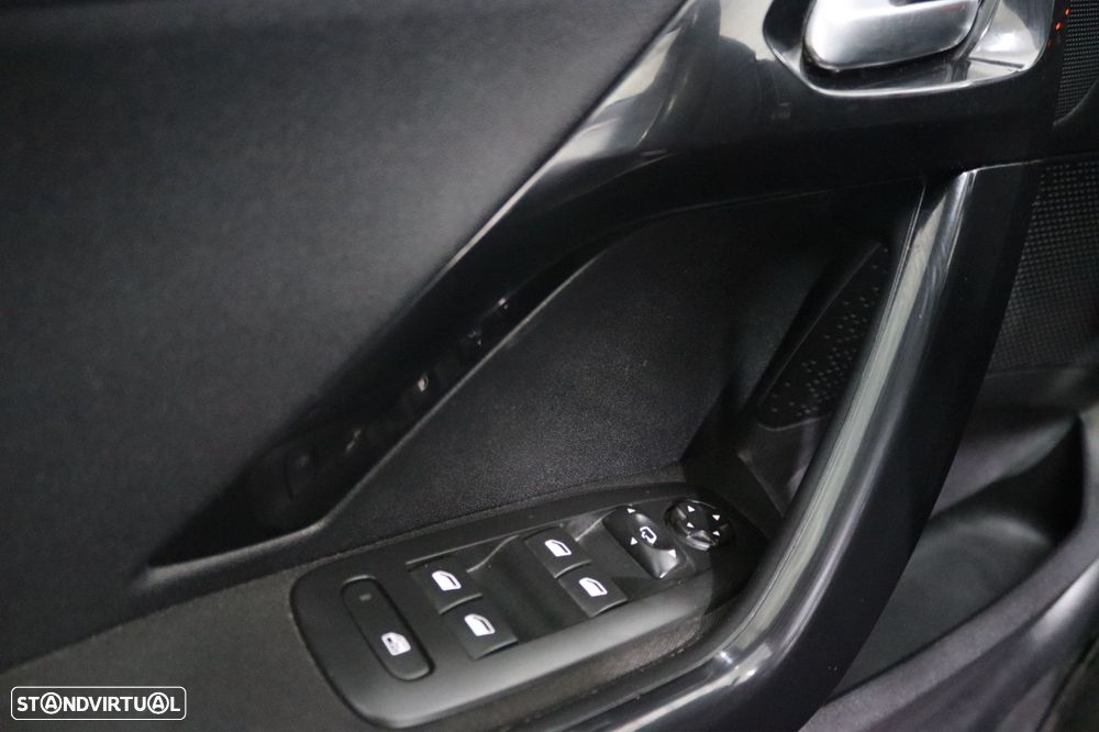 Peugeot 208 1.2 PureTech Allure - 10