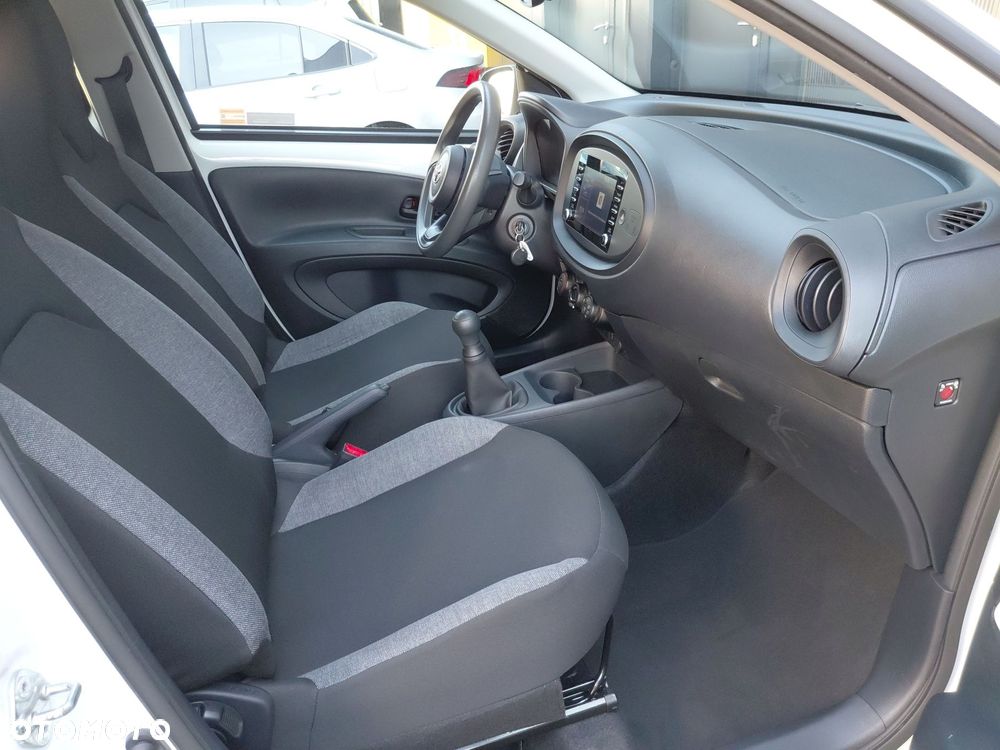 Toyota Aygo X - 9