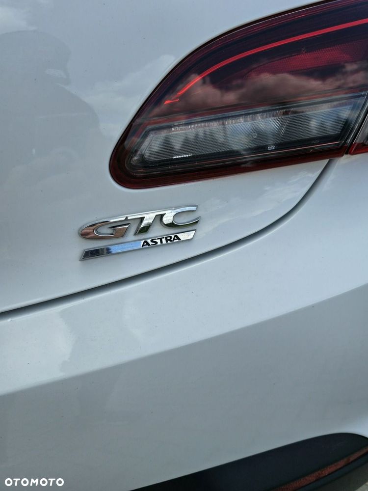 Opel Astra - 14