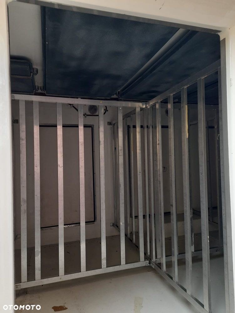 Zabudowa chłodnia, mroźnia 4x4 - 6