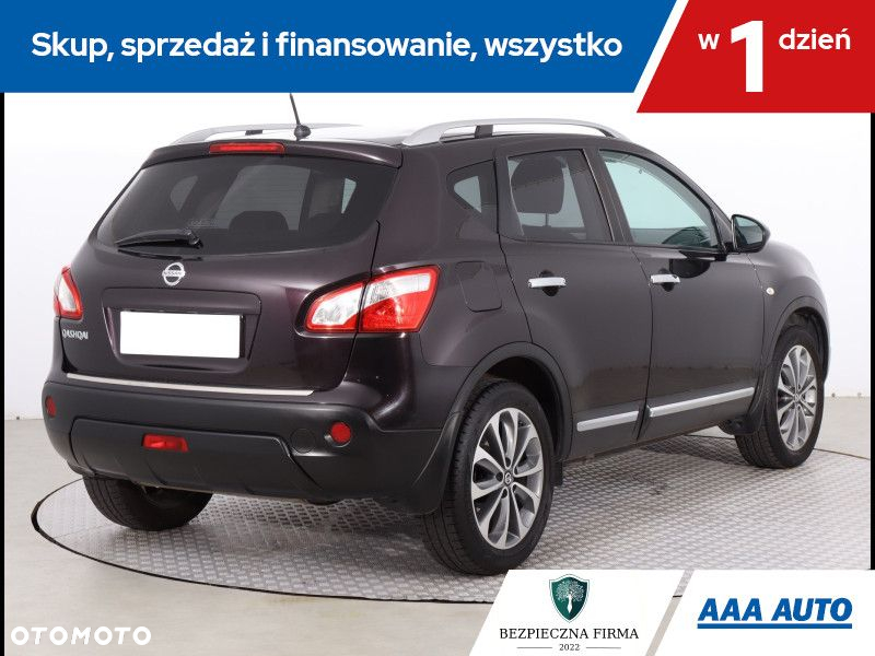 Nissan Qashqai - 6