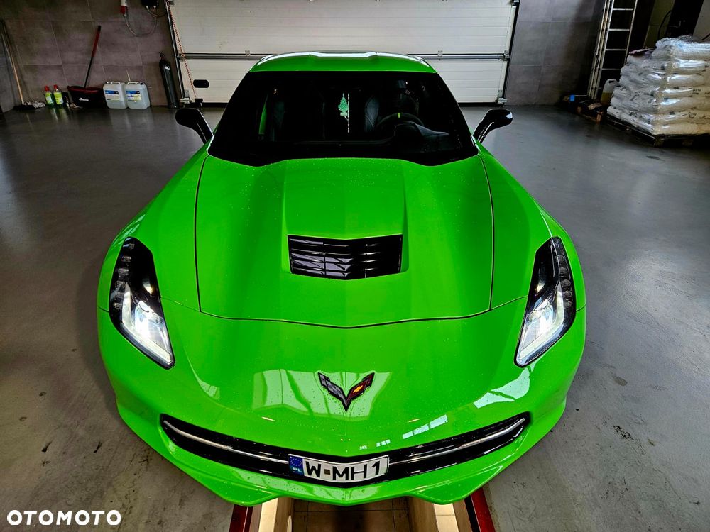 Chevrolet Corvette - 40