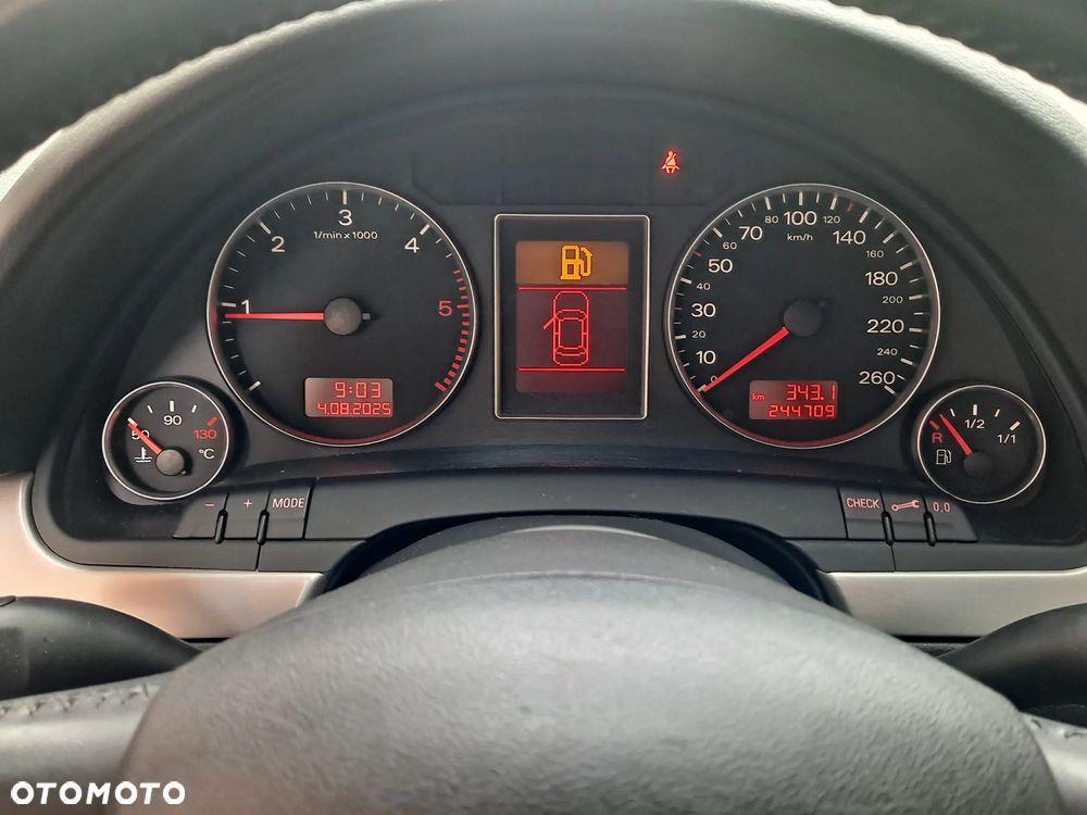 Audi A4 Avant 2.0 TDI DPF quattro S line Sportpaket (plus) - 16