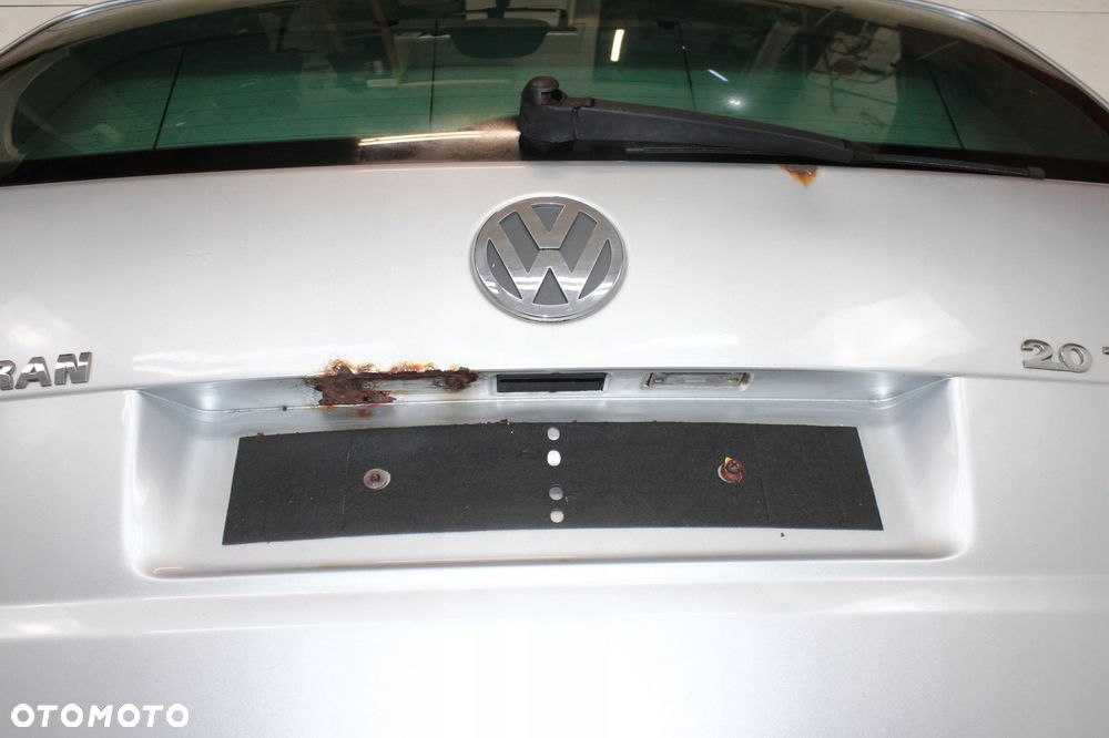 VOLKSWAGEN TOURAN 03R- KLAPA BAGAŻNIKA TYŁ TYLNA LA7W - 2