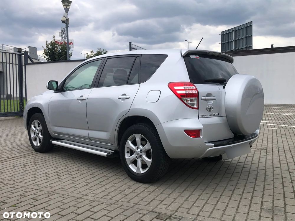 Toyota RAV4 - 15