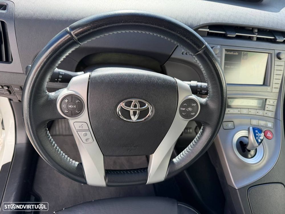 Toyota Prius 1.8 Premium P.Navi+Pele - 42