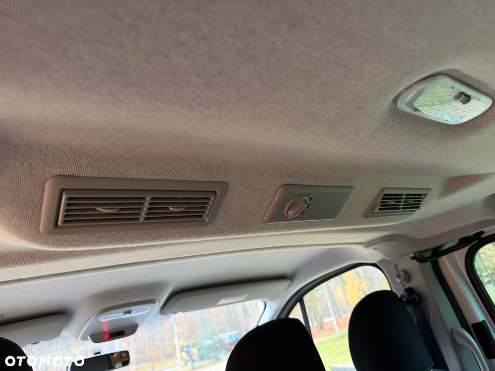 Renault Trafic ENERGY dCi 120 Combi Life - 19