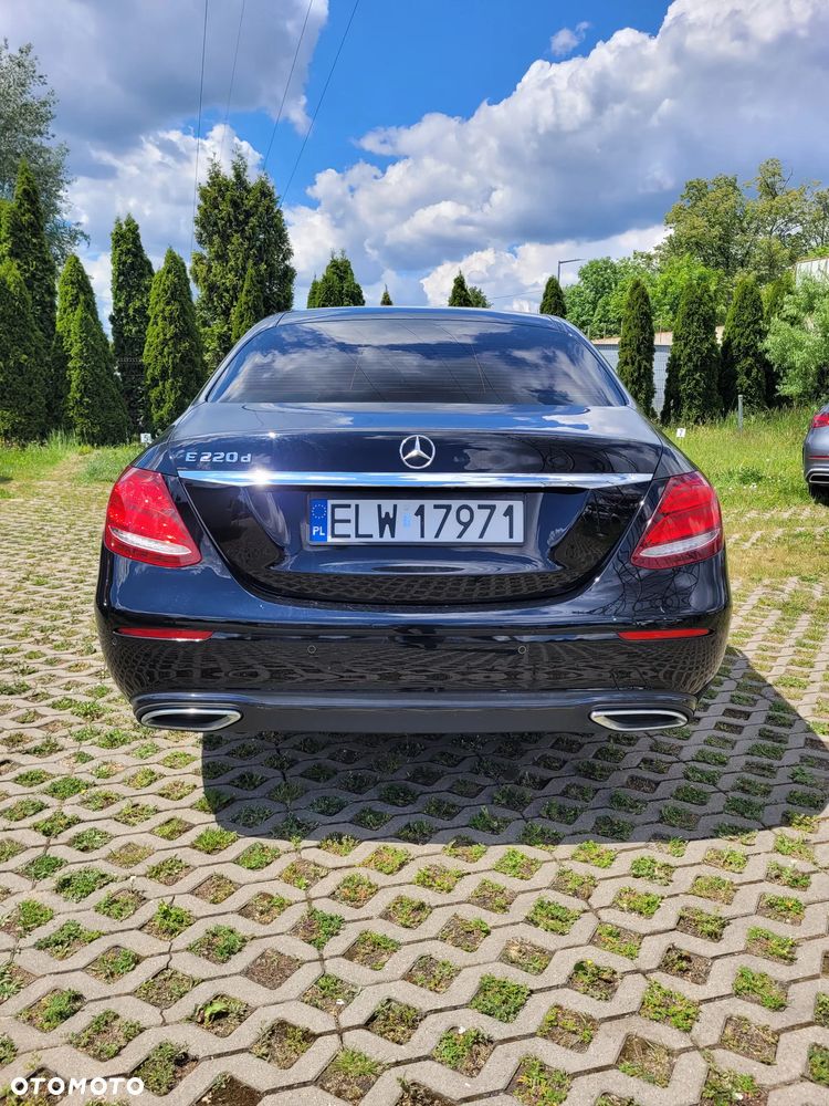 Mercedes-Benz Klasa E 220 d AMG - 8