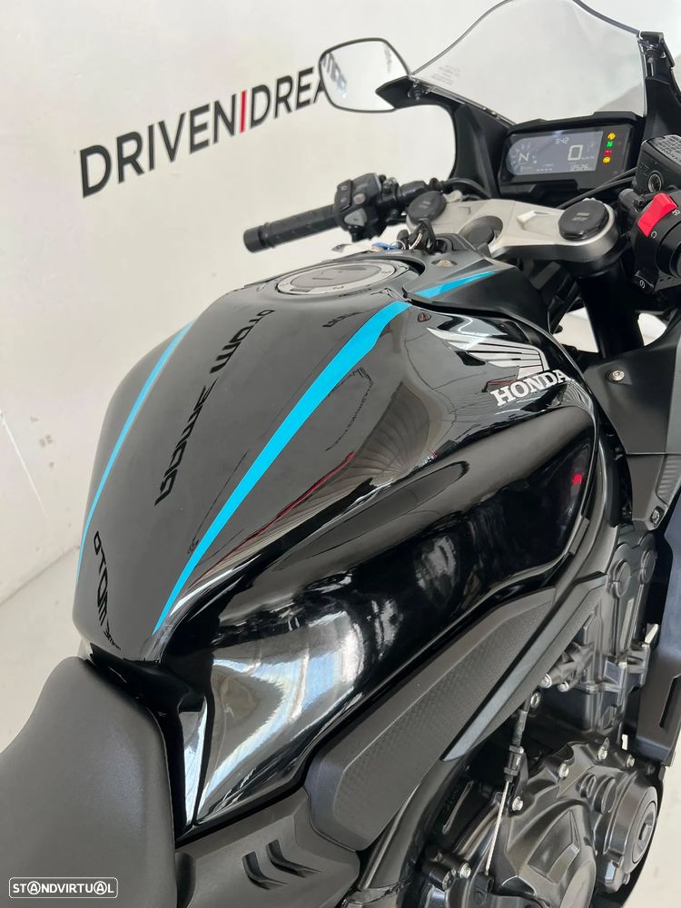 Honda CBR 650 R - 12