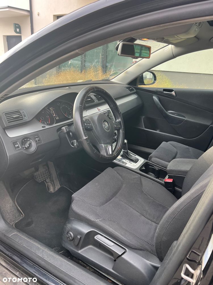 Volkswagen Passat - 5