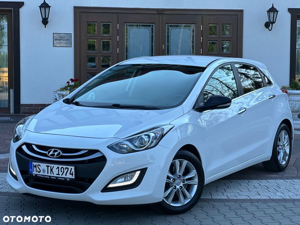 Hyundai i30 1.6 CRDi Fifa World Cup Edition - 5