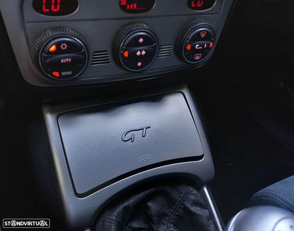Alfa Romeo GT 1.8 TS - 16