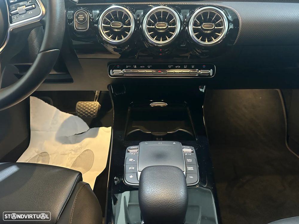 Mercedes-Benz CLA 250 e 8G-DCT - 10