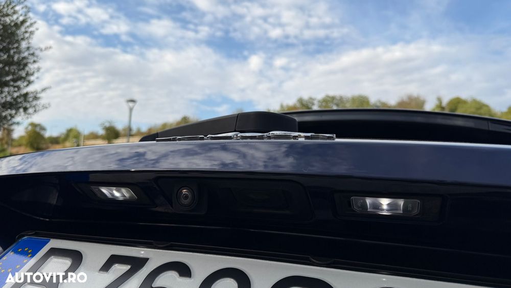 Jaguar F-Pace - 27
