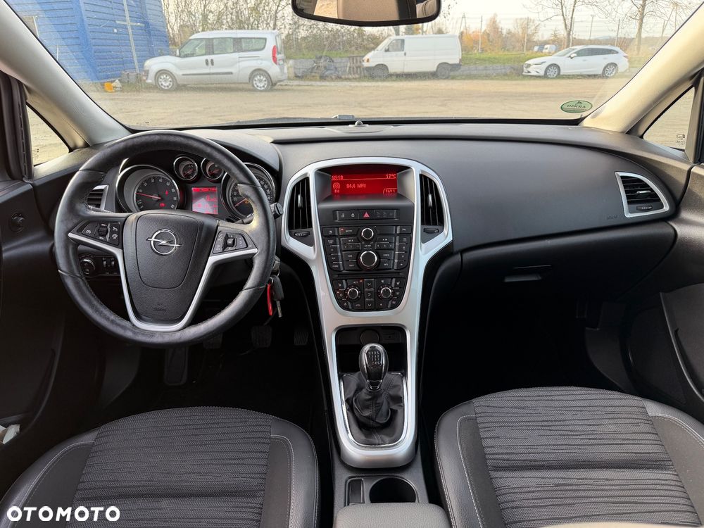 Opel Astra 1.4 Turbo Active - 24