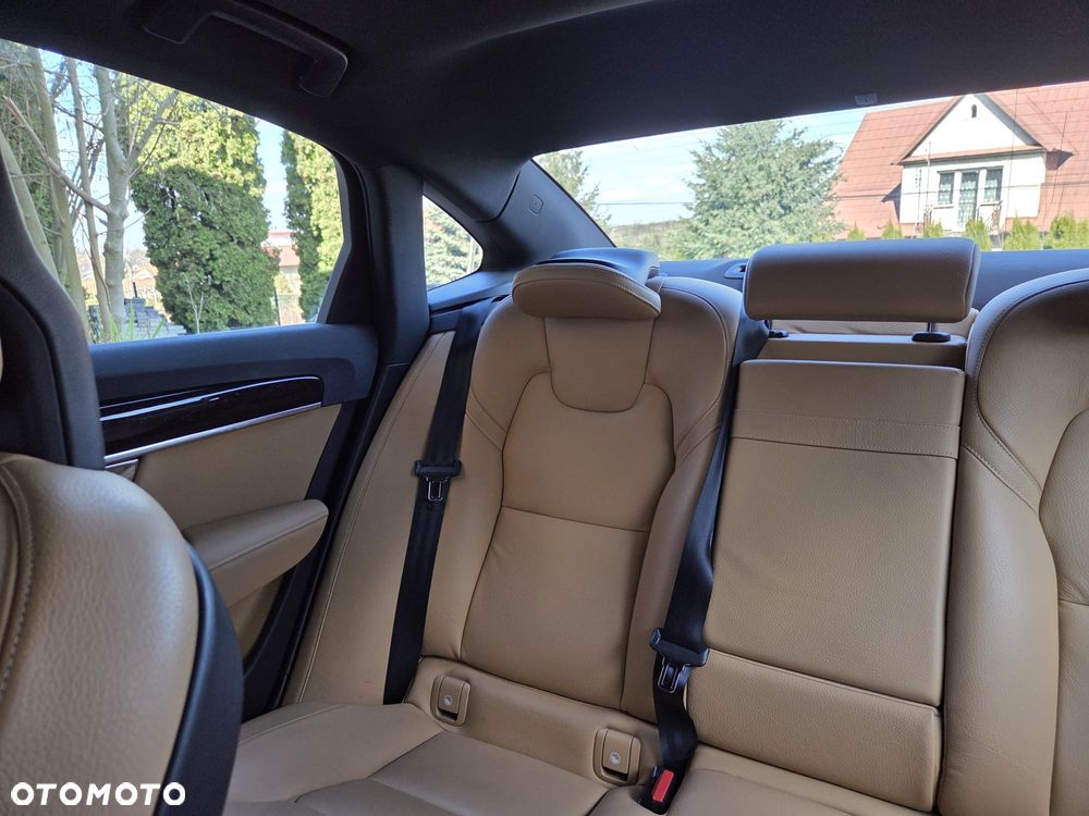 Volvo S90 T6 AWD Geartronic Momentum - 16