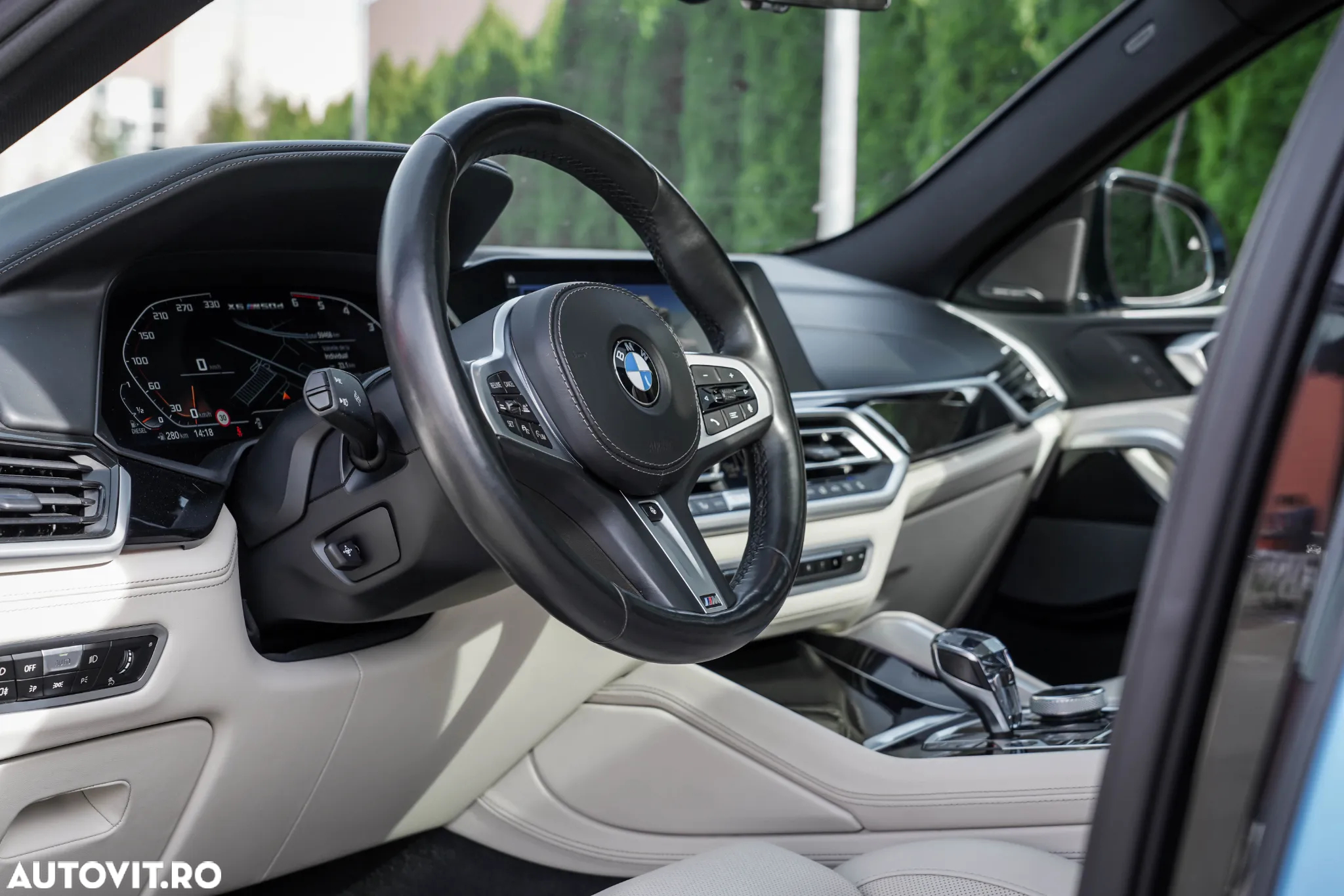 BMW X6 M M50d - 11